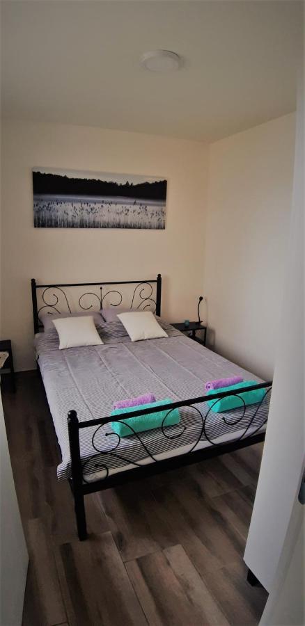 Apartman Alisa Veliko Gradište Esterno foto
